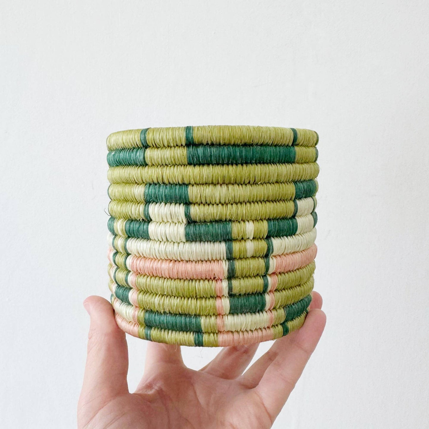 Gombe Basket Planter