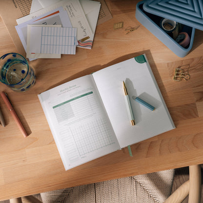 Guided Finance Planner, A5 Hardcover - Endless Potential