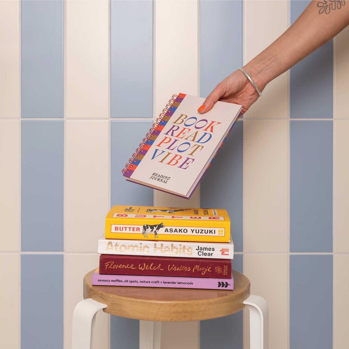 Reading Journal A5 | Book Vibe | Hardcover