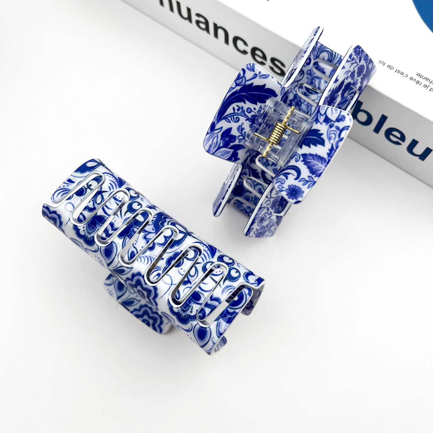 Blue and White Porcelain Pattern Hair Claw Clip