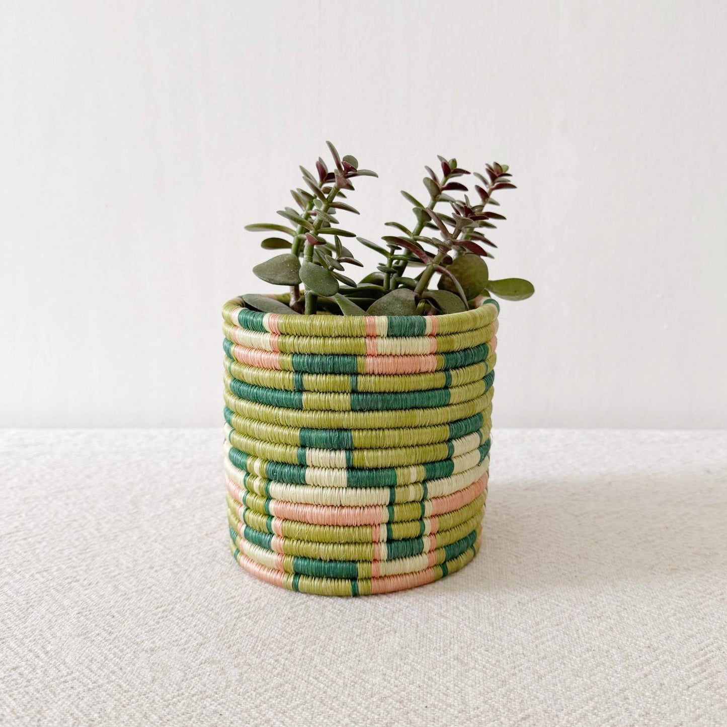 Gombe Basket Planter