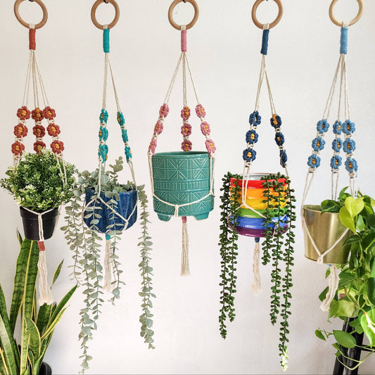 Floral Daisy Plant Hanger, Handmade Macrame Plant Accessory