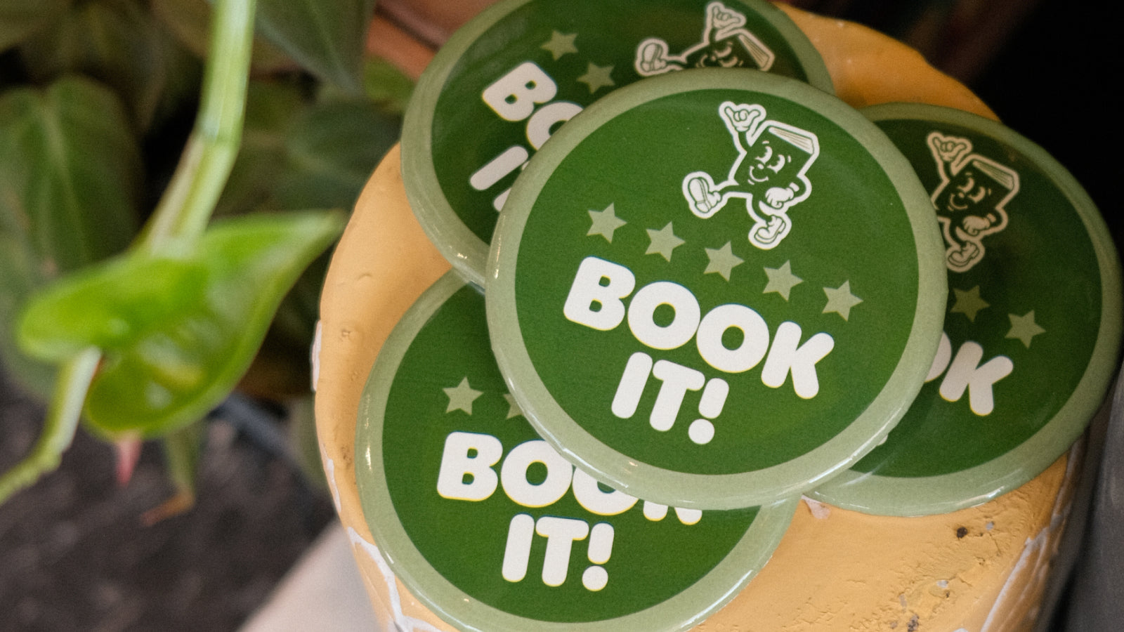 Monstera's Books – Independent Bookstore in Downtown Overland Park