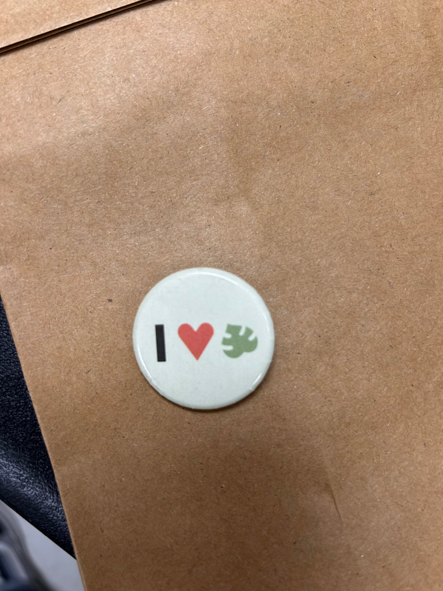 I Heart Monstera’s Button