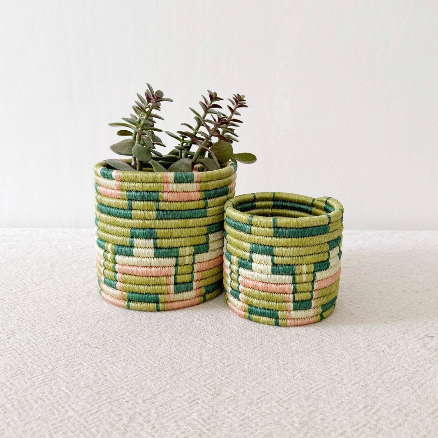 Gombe Basket Planter
