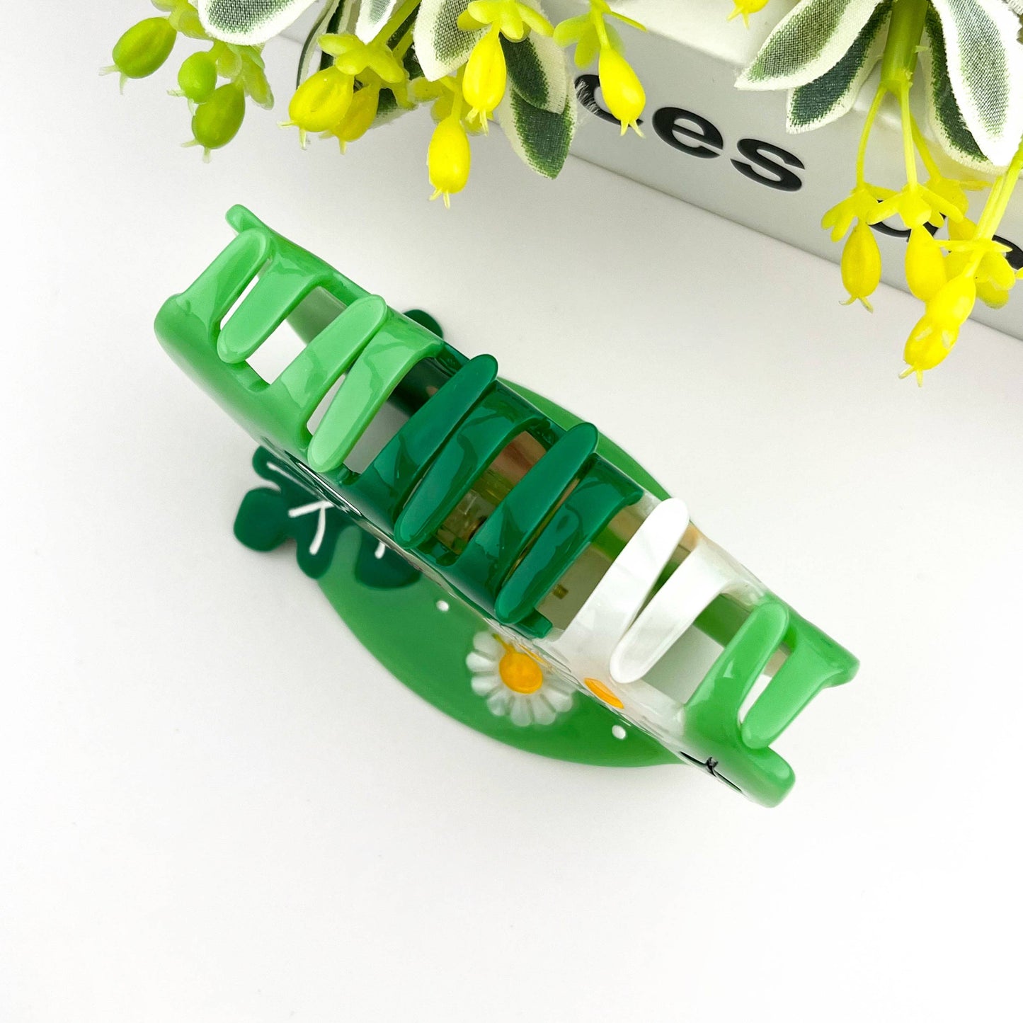 Acetate Daisy Claw Clip, Flower Hair Clip