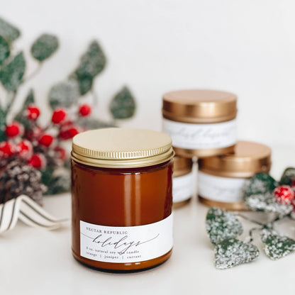 Holidays : Tin Soy Candle ( Christmas Winter Holiday )