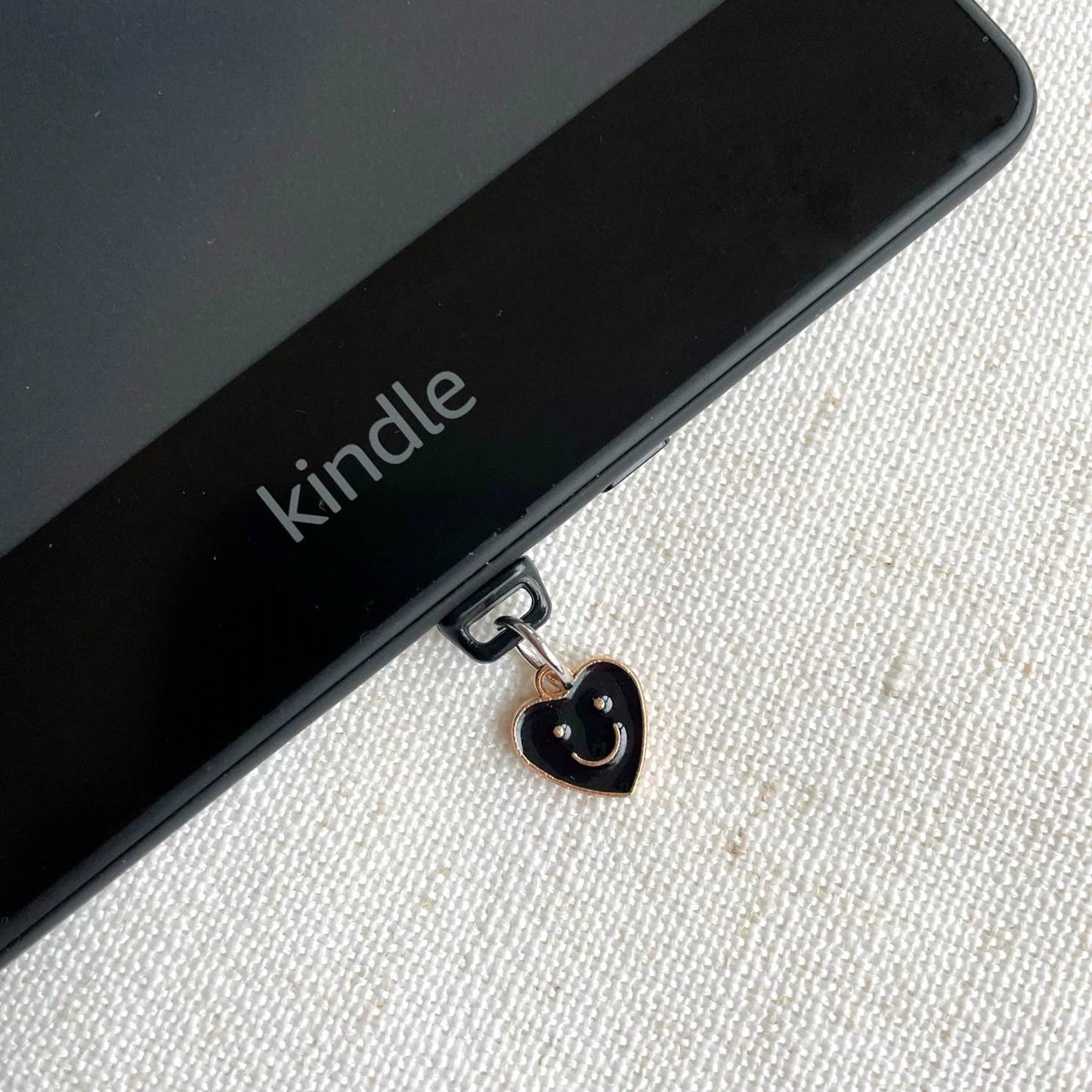 Enamel Smiley Heart Kindle Charm