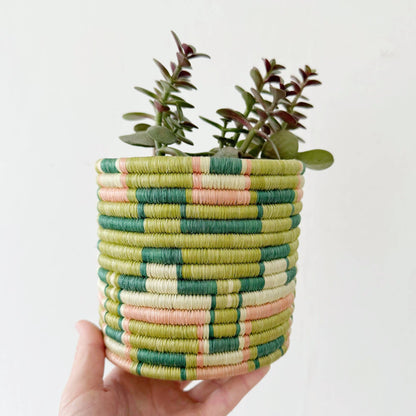 Gombe Basket Planter