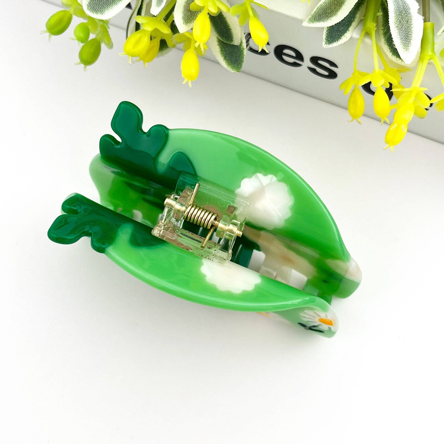 Acetate Daisy Claw Clip, Flower Hair Clip