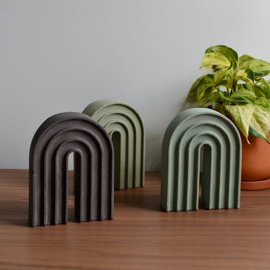 Rainbow Arch Bookend (single) | Charcoal